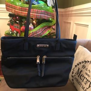 Michael Kors classic bag